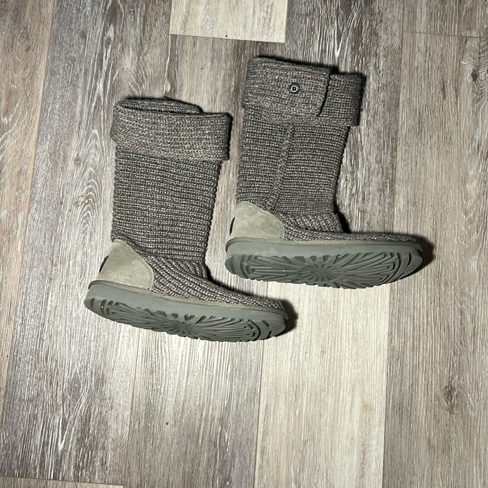 Gray Cable Knit Uggs
